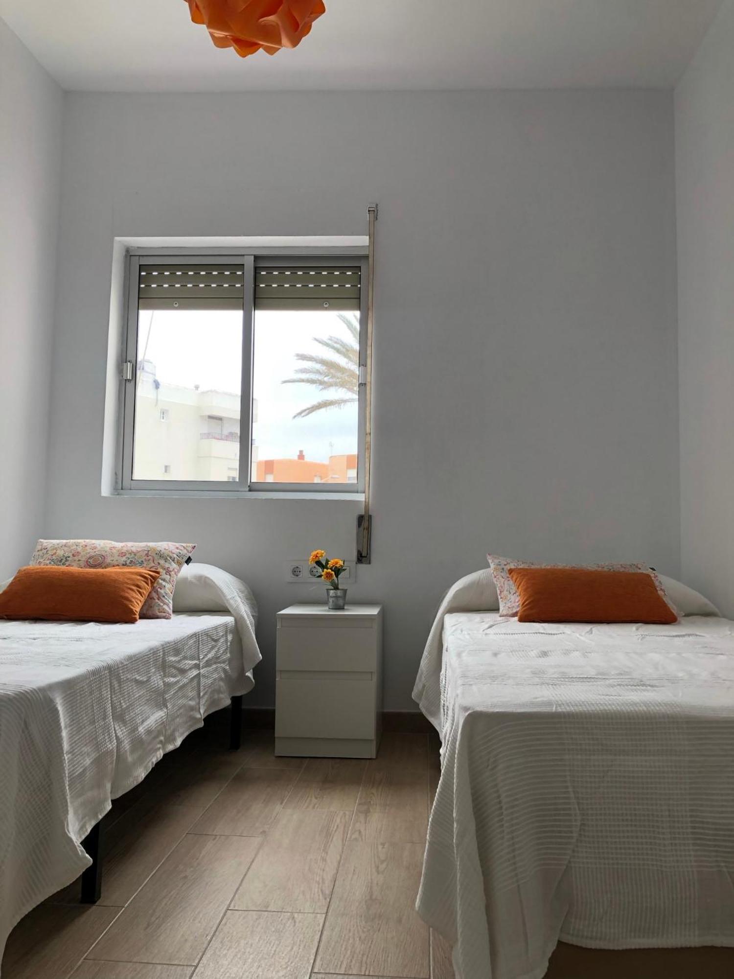 Apartamento Playa De Tarifa Extérieur photo